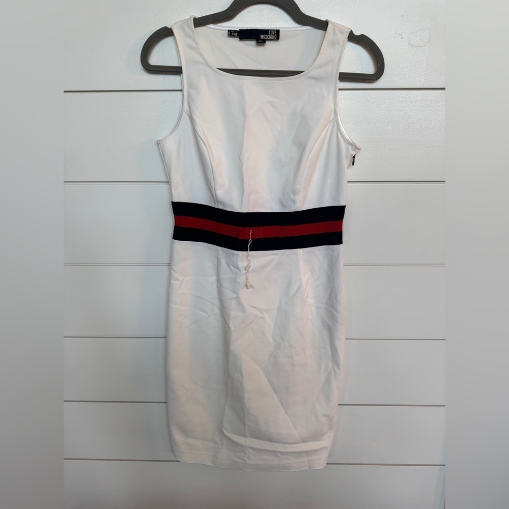 NWOT Love Moschino Tube Dress
Size 4